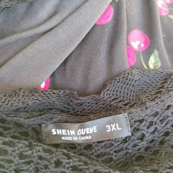 Shein shrug - Picture 2 of 2